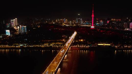 武汉长江大桥与龟山电视塔同框夜景航拍