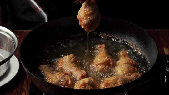 香酥油炸鸡大腿过程及配料