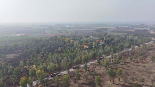 乡村田野公路航拍全景