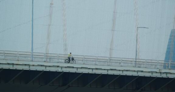 广州珠江新城猎德桥桥上自行车长焦人文4k