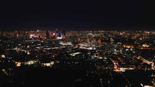 鸟瞰现代城市居民区夜景