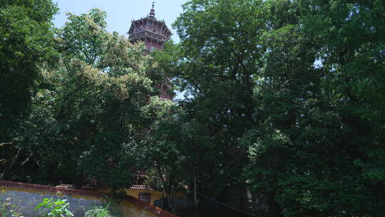 武汉洪山区宝通禅寺皇家寺院