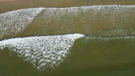 大海沙滩浪花升格海浪慢动作航拍