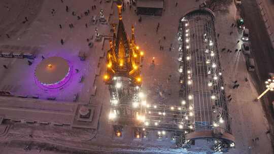 下雪的哈尔滨圣索菲亚教堂