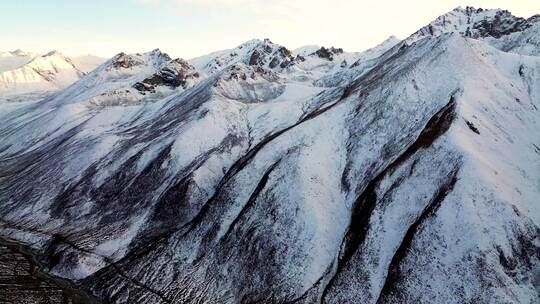 雪山航拍视频