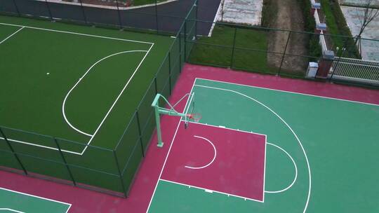学校操场篮球场足球场4K航拍视频素材模板下载