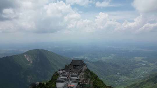 航拍南岳衡山祝融峰蓝天白云延时