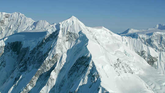 雪山航拍