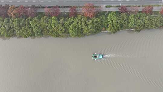 4K航拍昆山道路秋色