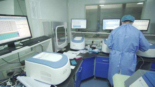 新冠肺炎核酸PCR实验室内部