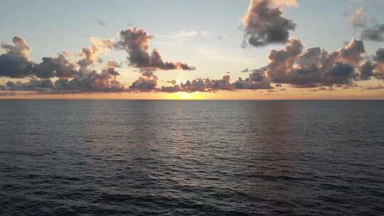 海面海洋日落美景