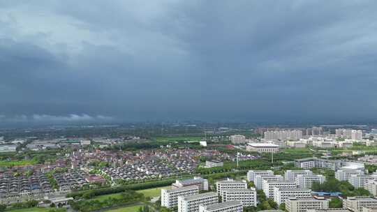 华东理工大学校园蓝天白云风景