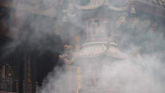 寺院宝光寺的香炉