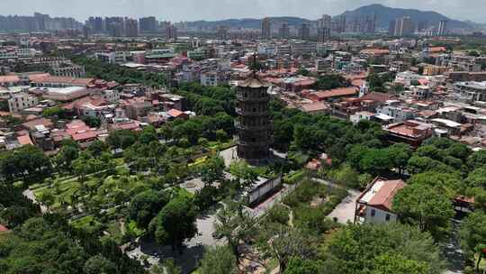 福建省泉州东西塔镇国塔仁寿塔泉州古城航拍