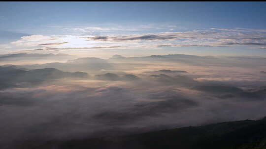 高山云海日出全景