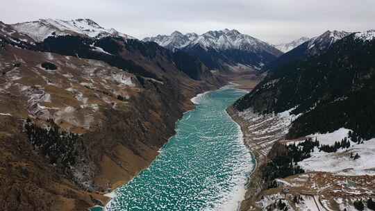 新疆昭苏玉湖景区冬季航拍