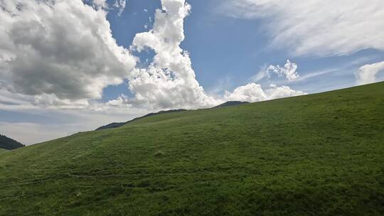 新疆行车草原山视频素材