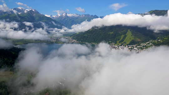 Zell Am see的云和湖的延时