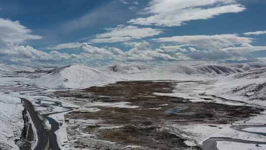 青海果洛州冬日雪山航拍4k视频