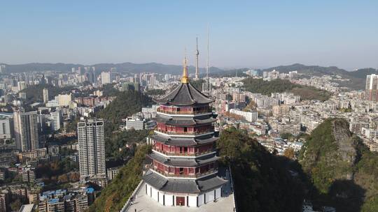 航拍贵阳东山寺