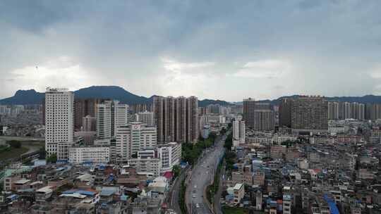 广西贵港城市建设贵港中山路航拍