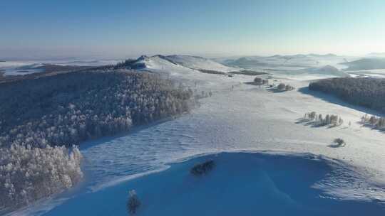 大兴安岭丘陵山地寒冬雪景