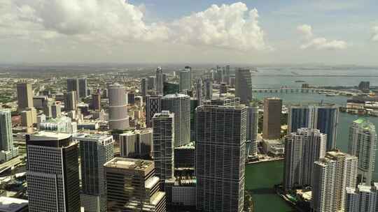 迈阿密布里克尔市的空中旅游镜头