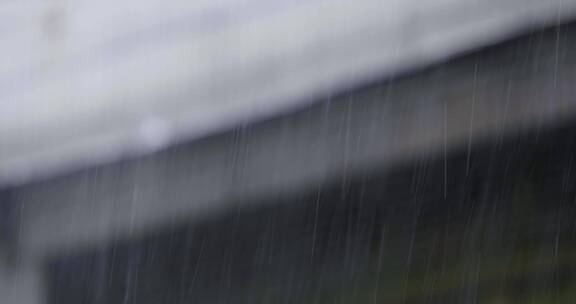 大雨 雨滴 街道 升格4K