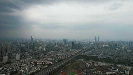 昆明城市雨季航拍