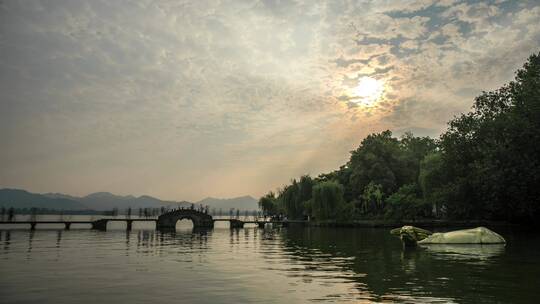 杭州金牛湖