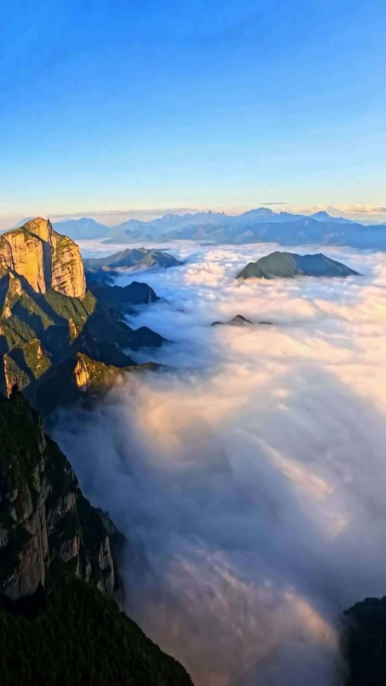 高山云海壮丽全景