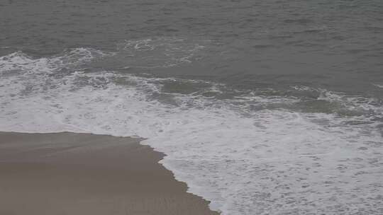 浪淘沙、海浪、沙滩、波光粼粼