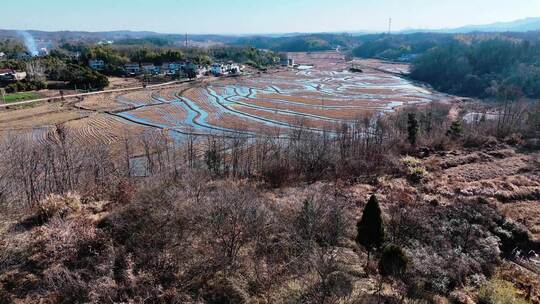 航拍农村水田俯瞰乡村山地风景