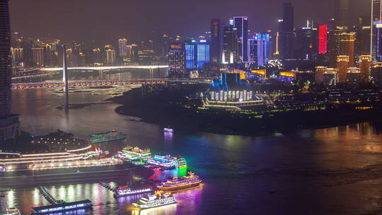 夜晚城市河流与桥梁