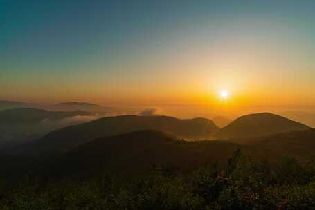 群山远山日出云海延时