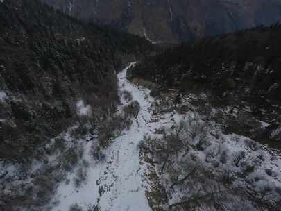 冬天毕棚沟雪景fpv穿越机航拍阿坝州雪山