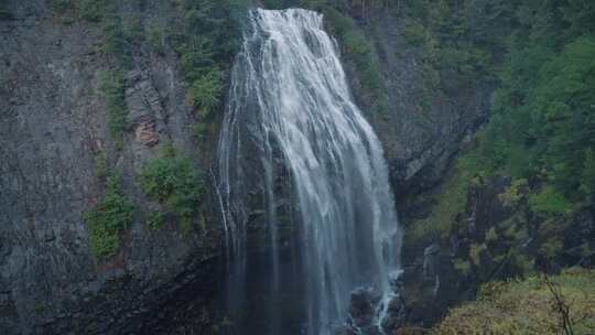 国家公园，山，瀑布，岩石