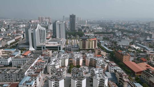 云南旅游风光滇西德宏瑞丽市区全景