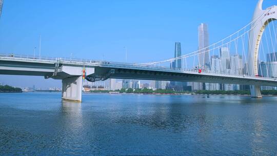 珠江猎德大桥与珠江新城CBD摩天大楼全景