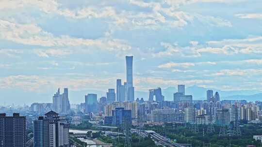 中国北京夏季国贸CBD城市天际线大气流云