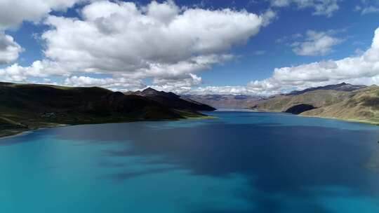 航拍西藏 羊卓雍措湖