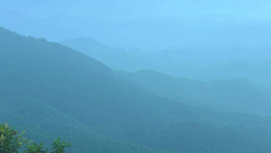 壮丽山河山川山雾山蒙蒙