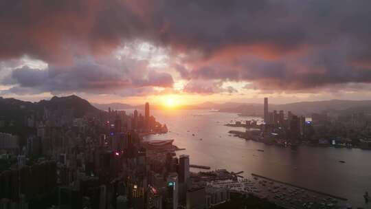 香港维多利亚港日落航拍大景