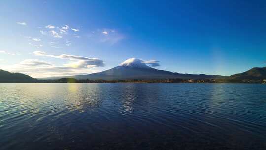 富士山阳光晴朗天气光线蓝天白云日出