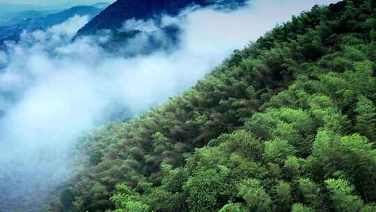 山峦云雾自然风光雨后大山