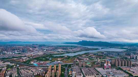 昆明明波雨后滇池4k航拍延时