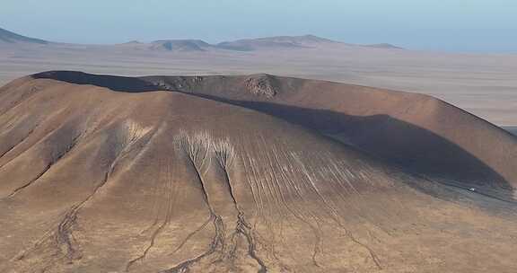 内蒙古马蹄山火山口航拍