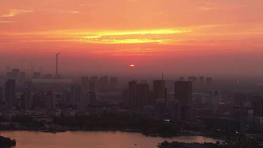 城市夕阳晚霞火烧云夜景降临山东聊城