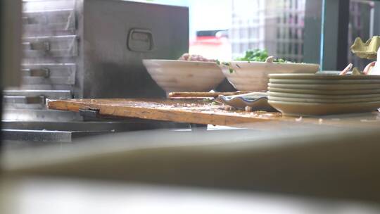 美食 农家菜 厨子 厨房视频素材模板下载
