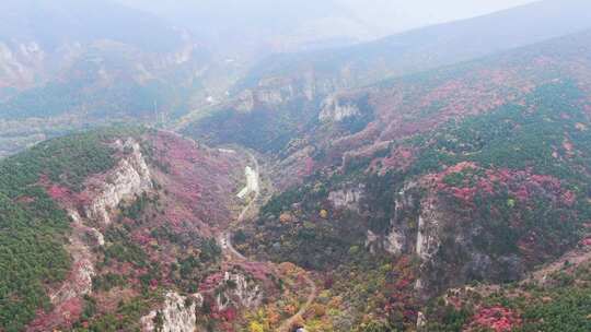 山东济南龙洞藏龙涧秋天航拍